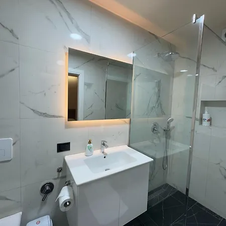 Djakbe Hotell