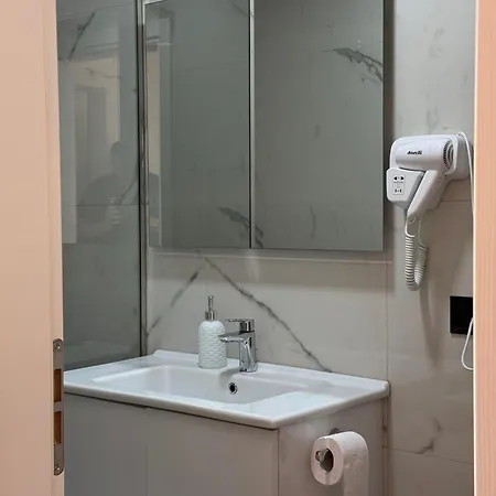 Hotel Djakbe Linze