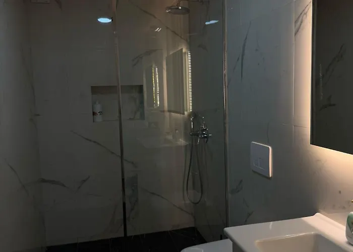Djakbe Hotel Linze